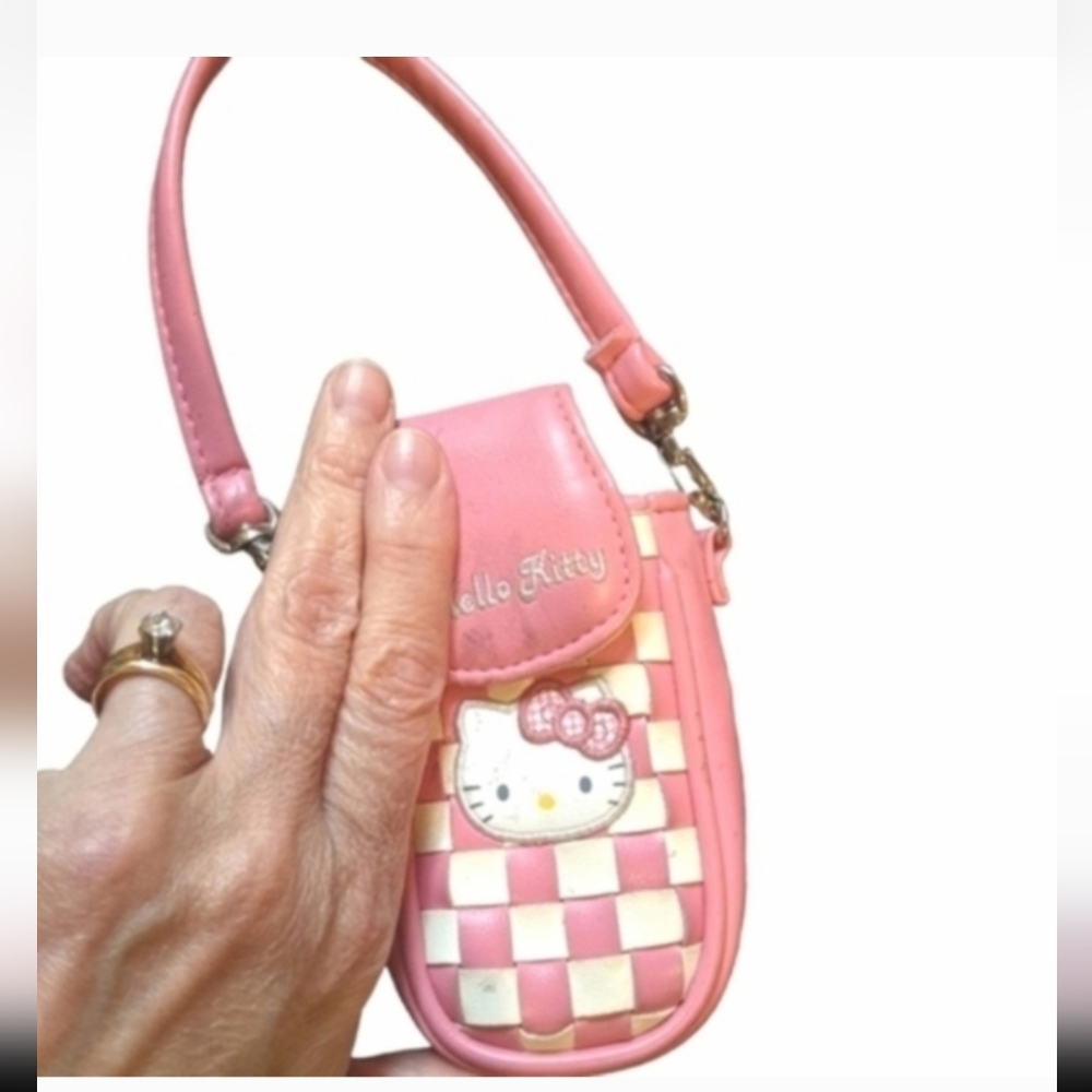 2007 Hello Kitty Sanrio mini purse Vintage,precious Barbie Super Rare